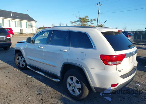 2012 Jeep Grand Cherokee Laredo z USA, uszkodzony, nr VIN 1C4RJFAG0CC190193